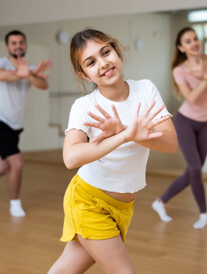 Coreografía teens y niños en Lima